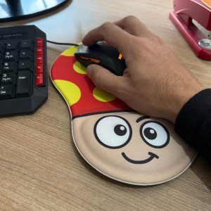 cogumelo vermelho divertido